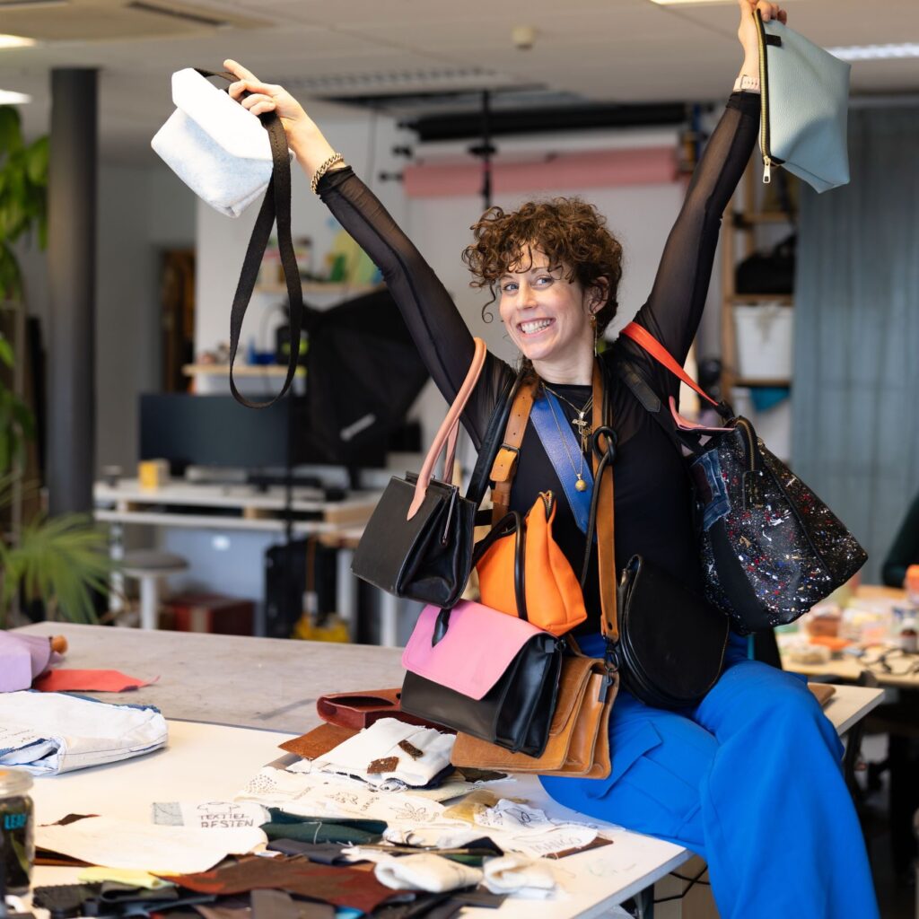 Studio Macnas handgemaakte duurzame vegan tassen Utrecht kanaal30